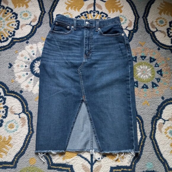 Abercrombie & Fitch Distresses Denim Skirt Size 28/6 - Picture 1 of 3